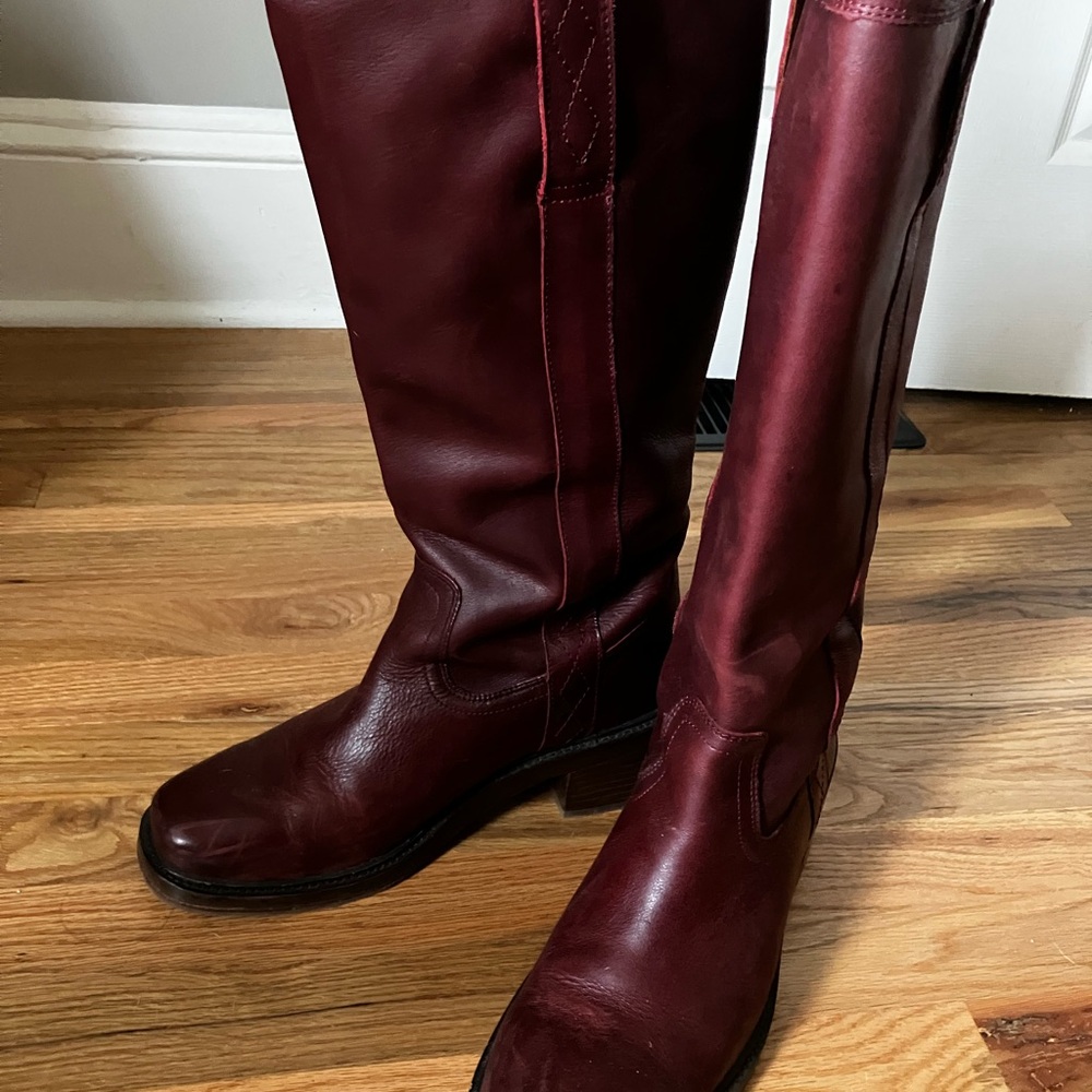 Frye Kate Pull On - Merlot